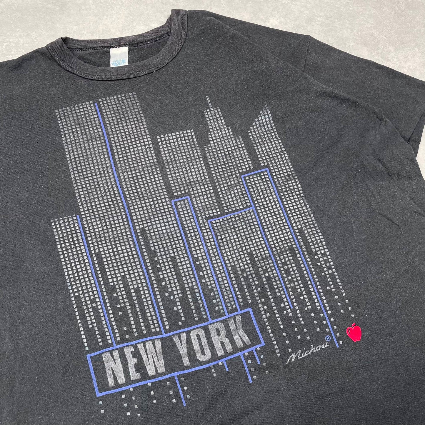90's Vintage Single Stitch T-Shirt New York by Michou Made in USA