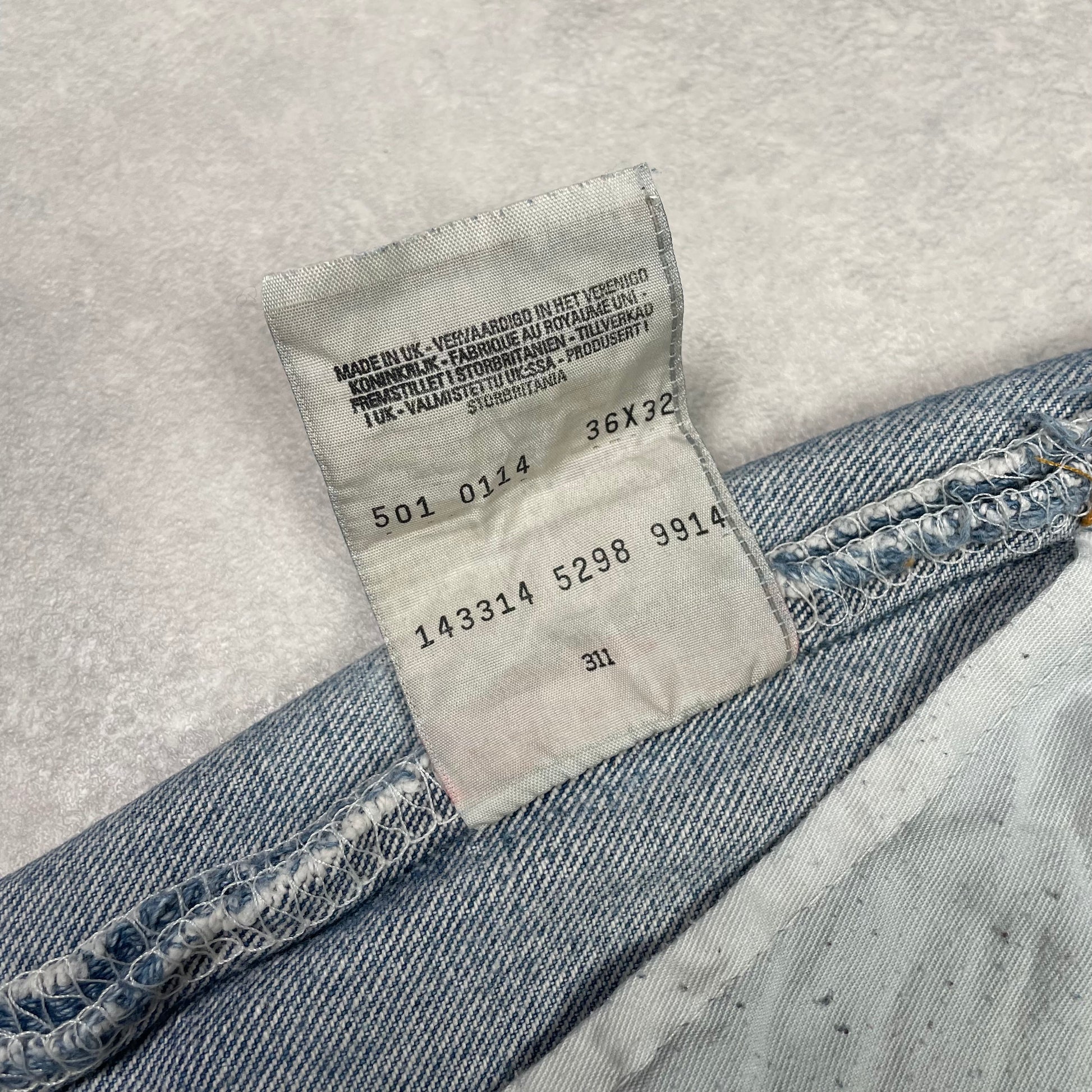 Embankment Erhvervelse manifestation Vintage Levi's 501 Jeans Paint Stained Made in UK – The Mean Vintage Club